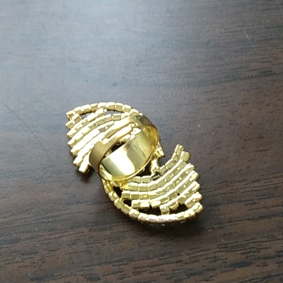 Brand new adjustable statement ring - Picture 2 of 3